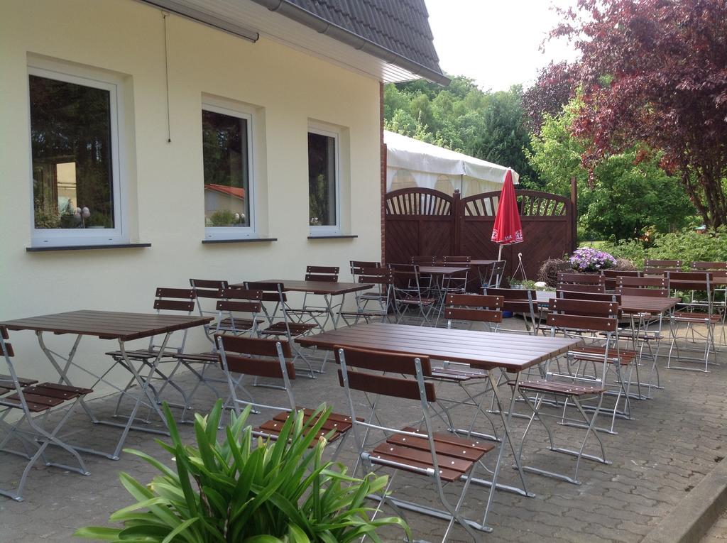Pension "Am Brunnen" พาร์คิม ภายนอก รูปภาพ